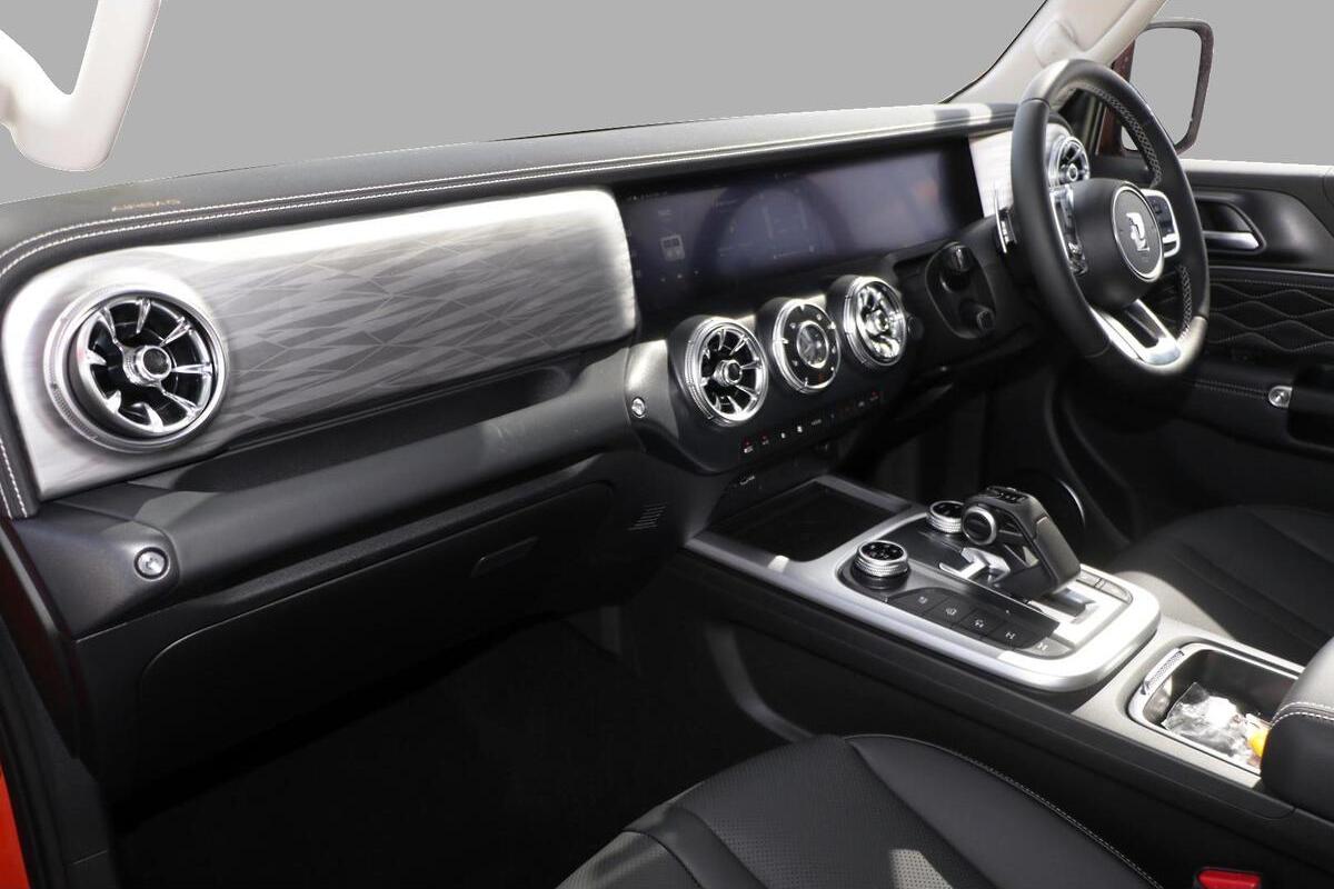 2024 GWM Tank 300 Ultra Auto 4x4 image 7