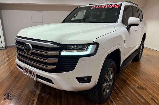 2022 Toyota Landcruiser VX image 10