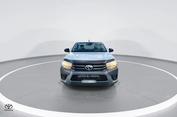 2021 Toyota Hilux Workmate image 3