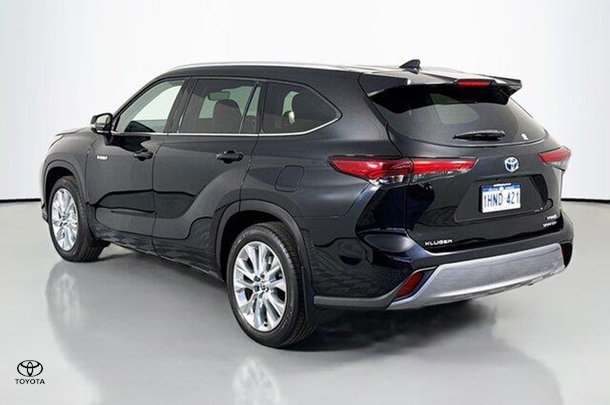 2021 Toyota Kluger Hybrid Grande image 6