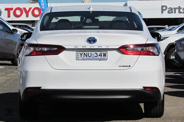2024 Toyota Camry Hybrid Ascent image 5