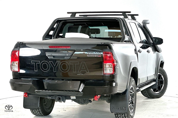2019 Toyota Hilux Rugged X image 8