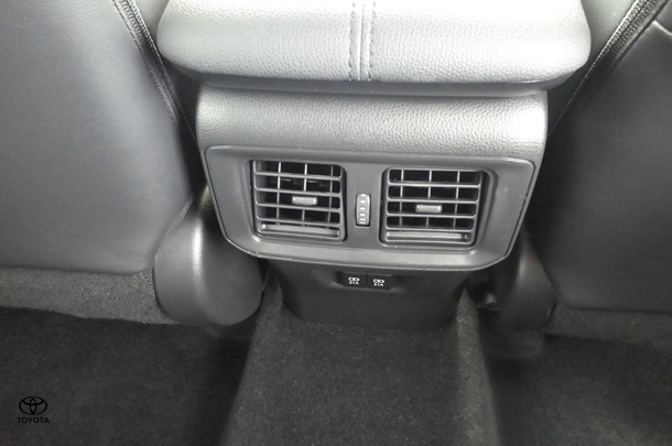 2020 Toyota RAV4 Hybrid Cruiser-AWD image 17