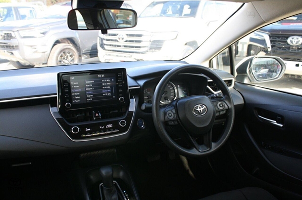 2021 Toyota Corolla Sedan Hybrid Ascent Sport image 20