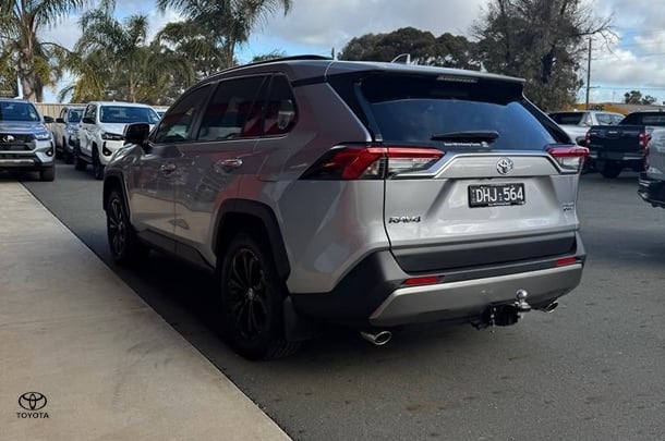2025 Toyota Rav4 Hybrid Cruiser-AWD image 6