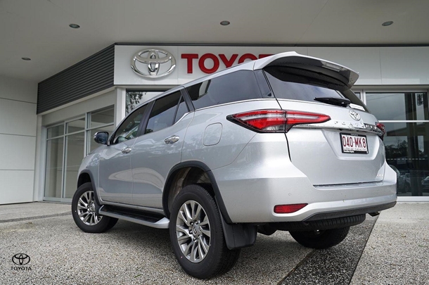 2024 Toyota Fortuner Crusade image 6