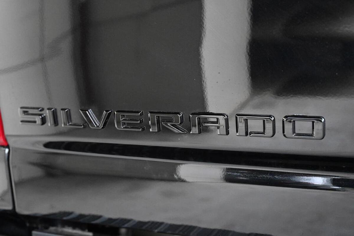 2024 Chevrolet Silverado HD LTZ Premium W/Tech Pack Auto 4x4 MY24 image 9