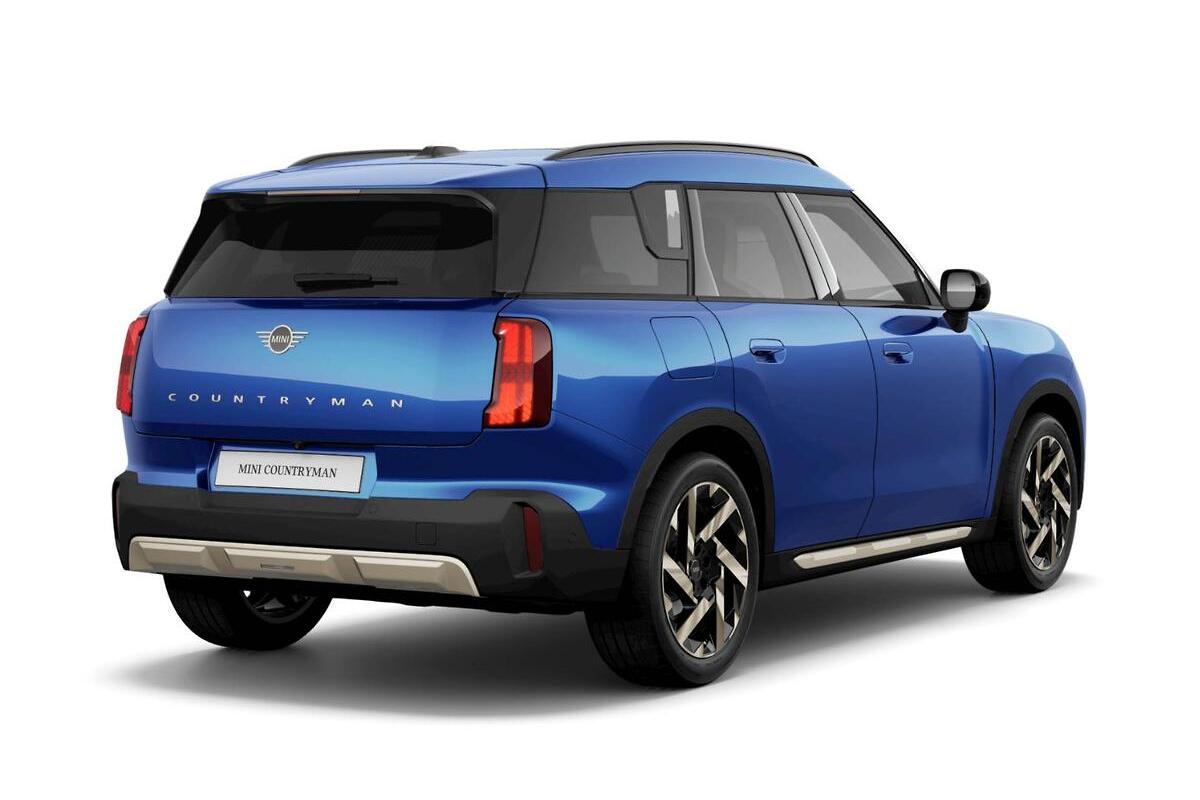 2024 MINI Countryman C Favoured Auto image 2