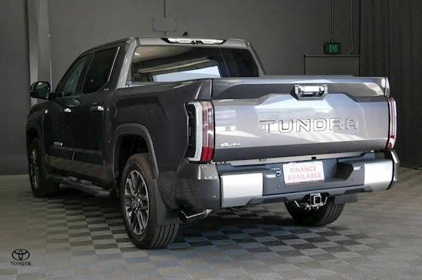 2023 Toyota Tundra Limited image 5