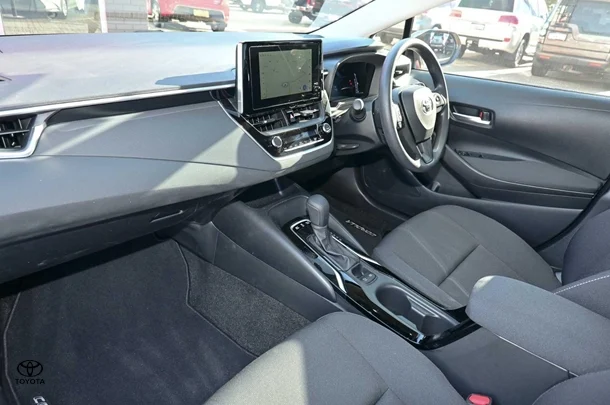 2025 Toyota Corolla Sedan Hybrid Ascent Sport image 7