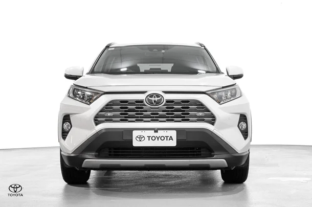2020 Toyota RAV4 GXL-2WD image 2