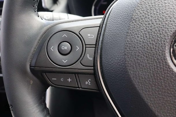 2022 Toyota RAV4 Hybrid XSE (2WD) image 13