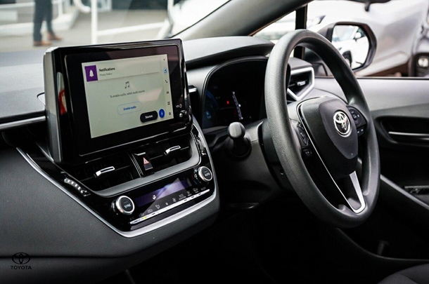 2024 Toyota Corolla Hatch Hybrid Ascent Sport image 22