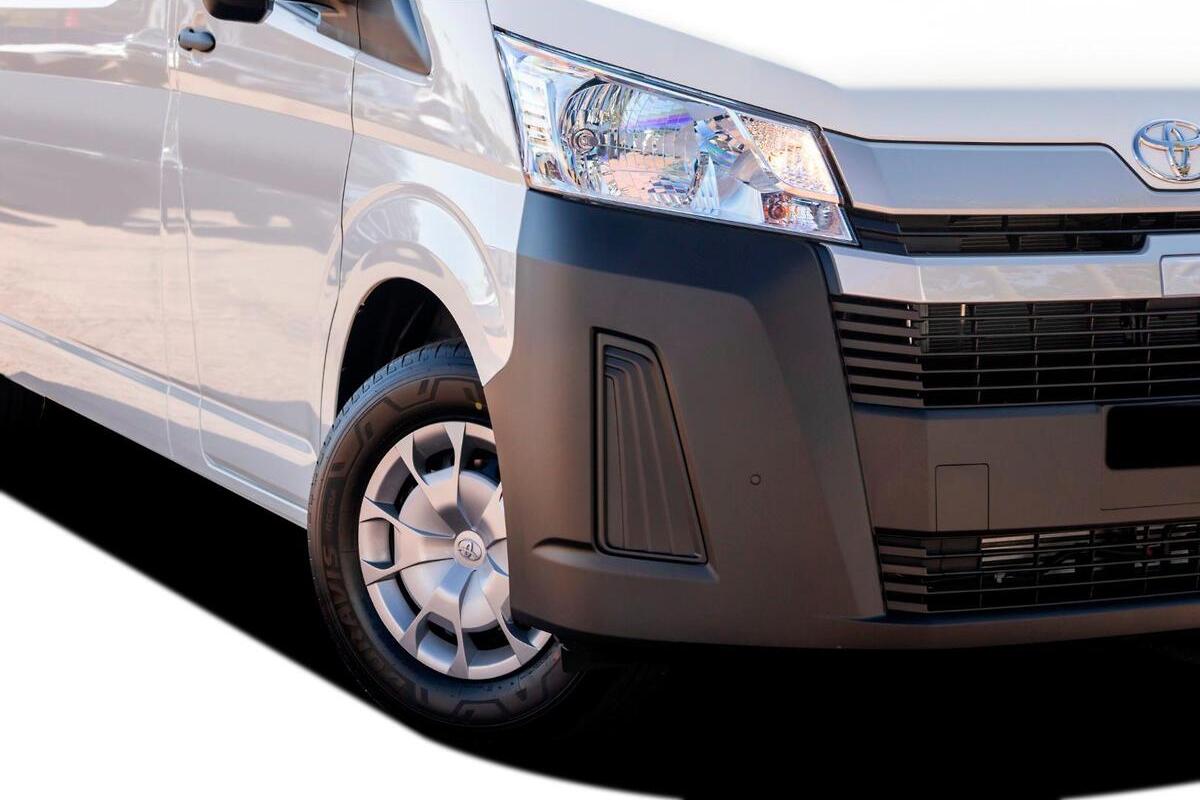 2025 Toyota Hiace Commuter Super LWB Auto image 8