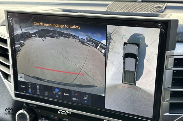 2023 Toyota Tundra Limited image 4