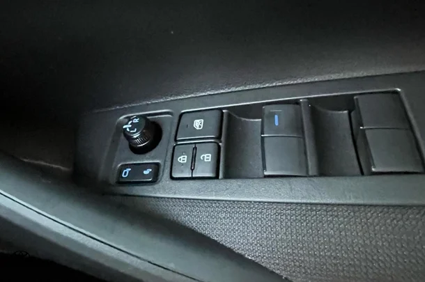 2022 Toyota Corolla Ascent Sport image 26