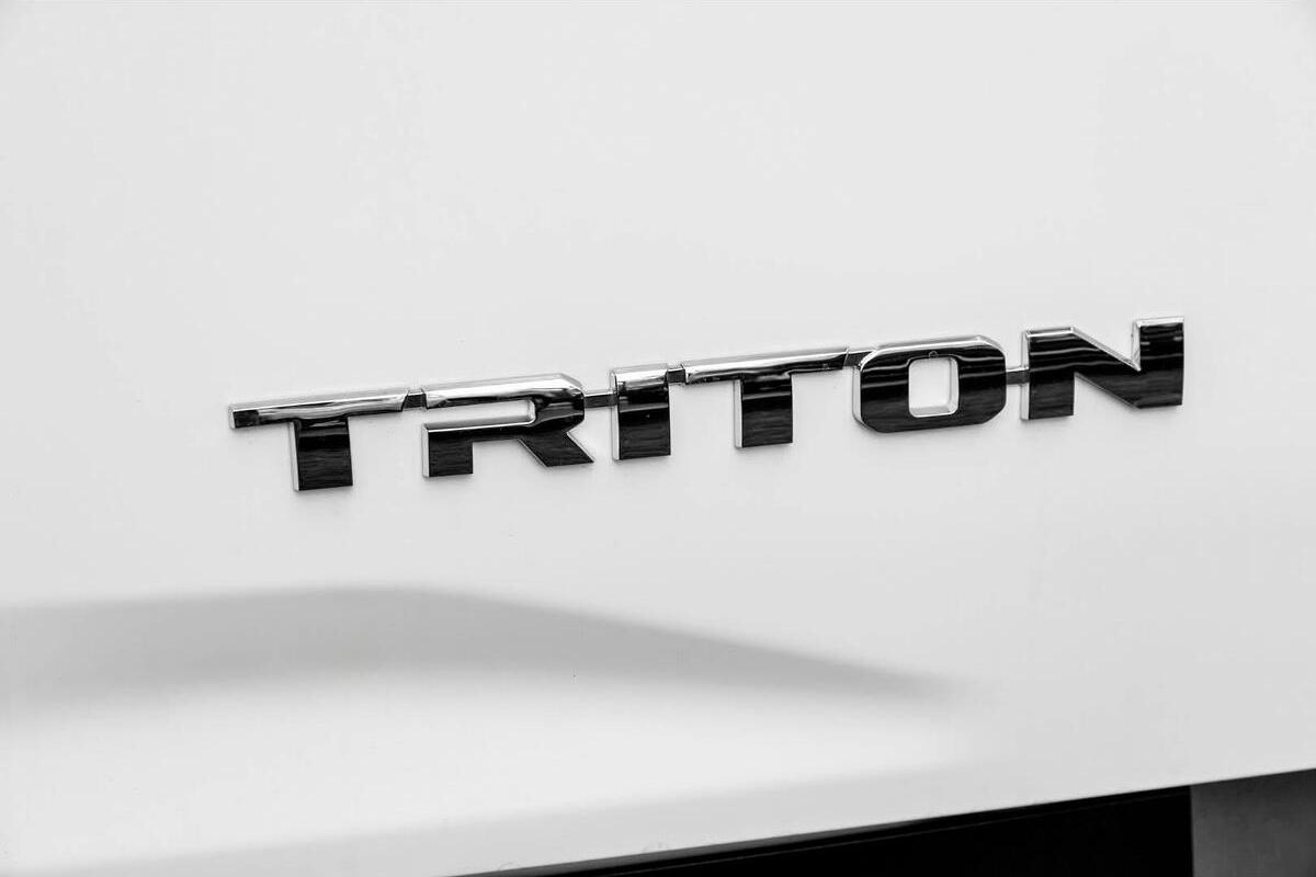 2024 Mitsubishi Triton GLX MV Auto 4X4 MY24.5 Double Cab image 11