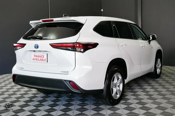 2024 Toyota Kluger Hybrid GX image 4