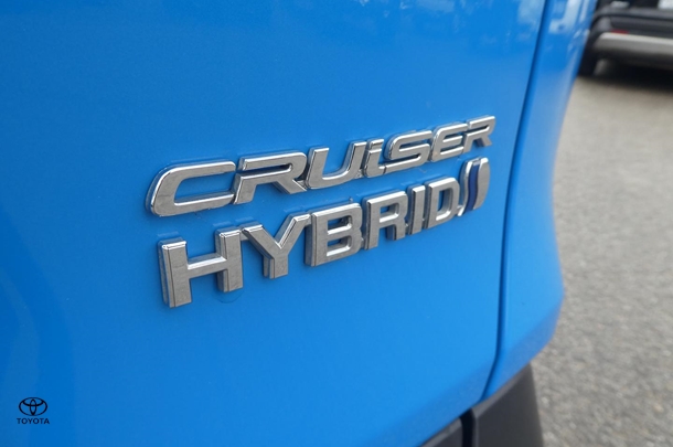 2020 Toyota RAV4 Hybrid Cruiser-AWD image 11