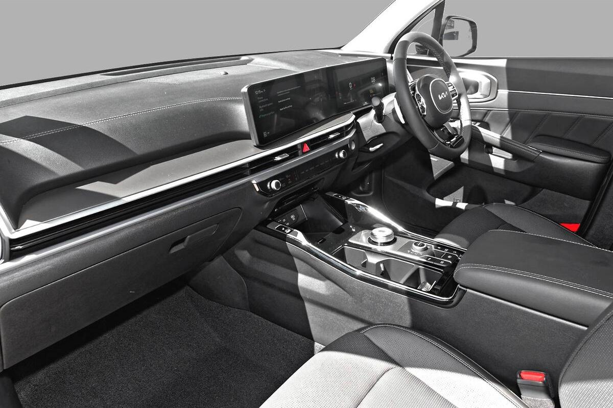 2024 Kia Sorento Sport+ Auto AWD MY25 image 7