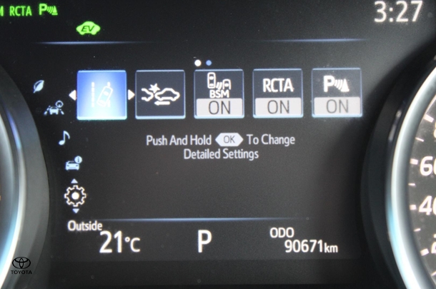 2019 Toyota Camry Hybrid SL image 36