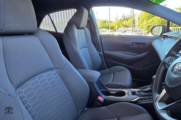 2019 Toyota Corolla Ascent Sport image 15