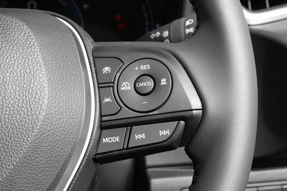 2024 Toyota Corolla SX Hybrid Auto image 11