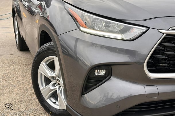 2023 Toyota Kluger Hybrid GX AWD image 3