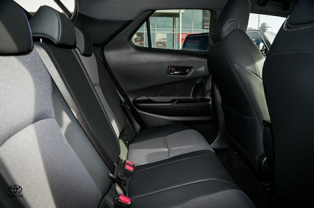 2024 Toyota C-HR Hybrid Koba 2WD image 8