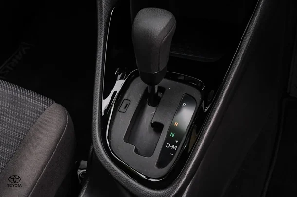 2022 Toyota Yaris Ascent Sport image 15