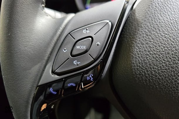 2023 Toyota C-HR Hybrid GR-S image 17