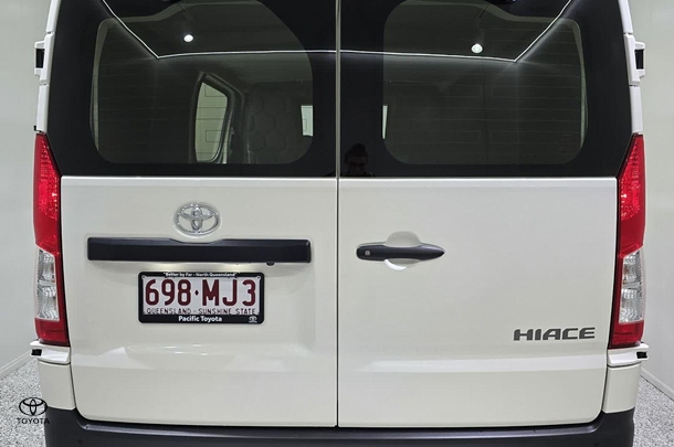 2025 Toyota Hiace LWB image 3