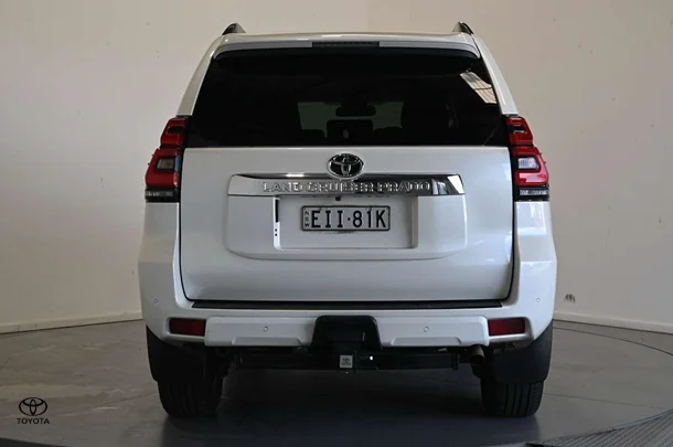 2020 Toyota Prado GXL image 6
