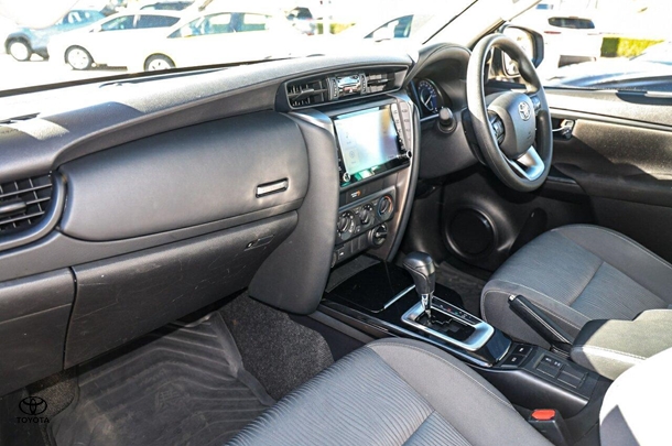 2024 Toyota Fortuner GX image 10