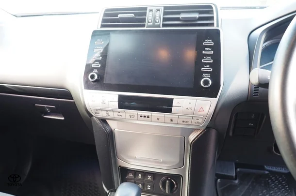 2023 Toyota Prado GXL image 12