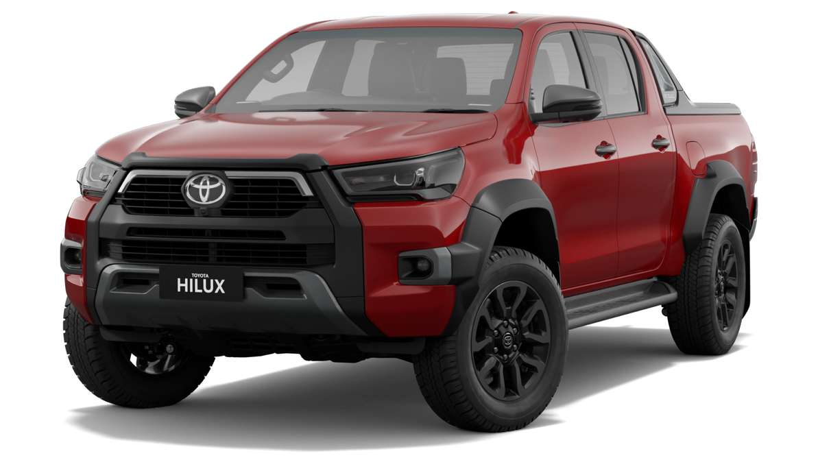 2024 Toyota Hilux 4x4 Rogue 48V Double-Cab Pick-Up image 4