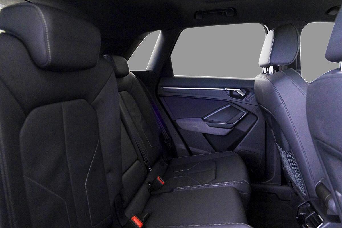 2024 Audi Q3 40 TFSI S Line Auto quattro MY25 image 9