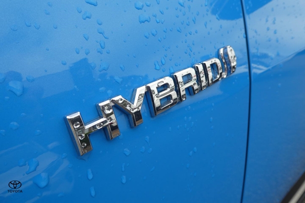 2020 Toyota RAV4 Hybrid Cruiser-AWD image 6