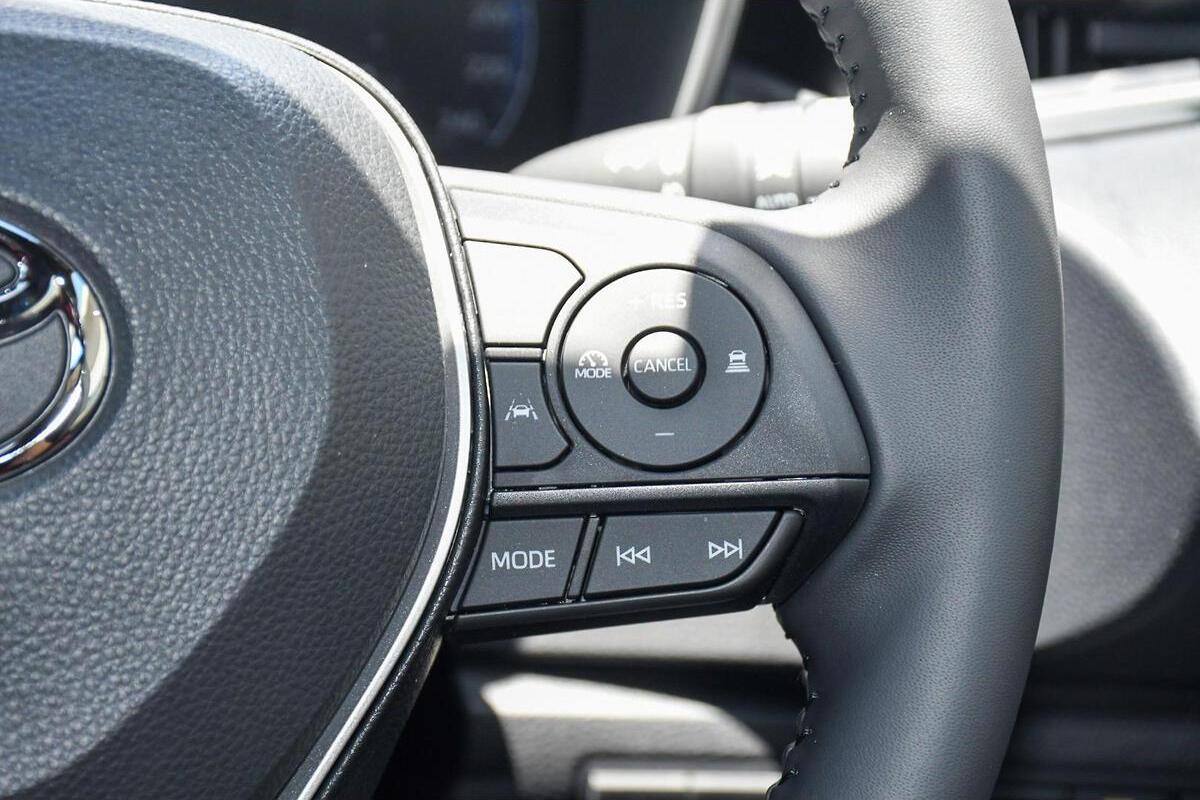 2025 Toyota Corolla ZR Hybrid Auto image 14