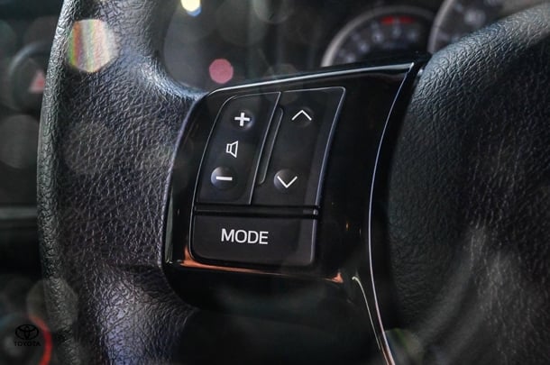 2018 Toyota Yaris ASCENT image 14