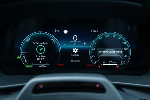 2023 TOYOTA C-HR Hybrid Koba 2WD image 11