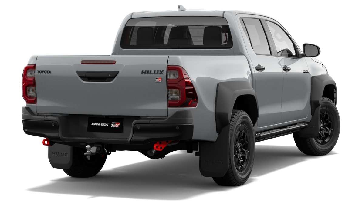 2024 Toyota Hilux 4x4 GR Sport Double-Cab Pick-Up image 3