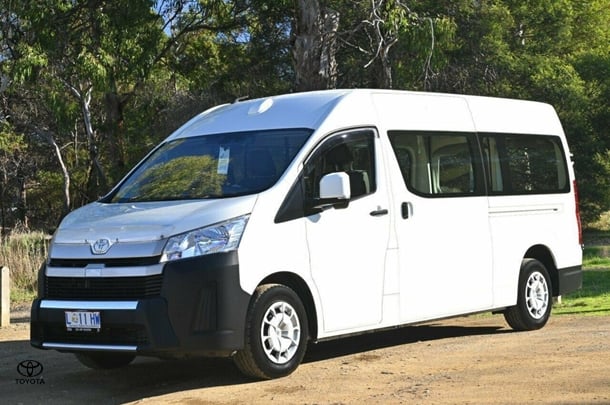 2023 Toyota Hiace SLWB image 3