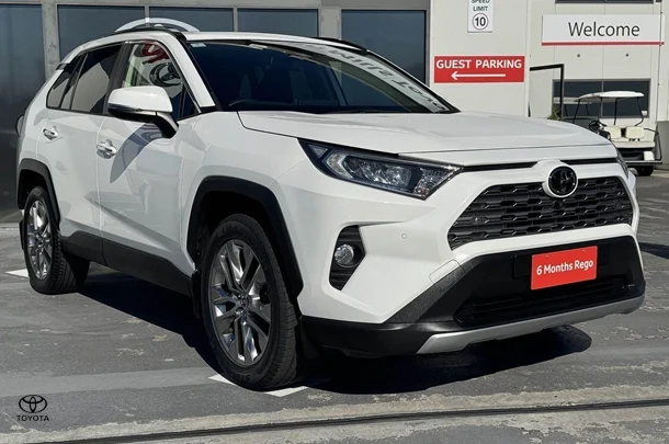 2021 Toyota RAV4 Cruiser 2WD image 4