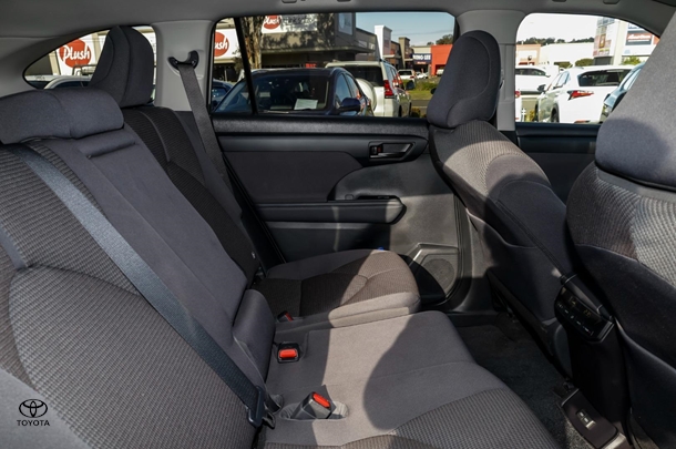 2023 Toyota KLUGER GX-2WD image 10