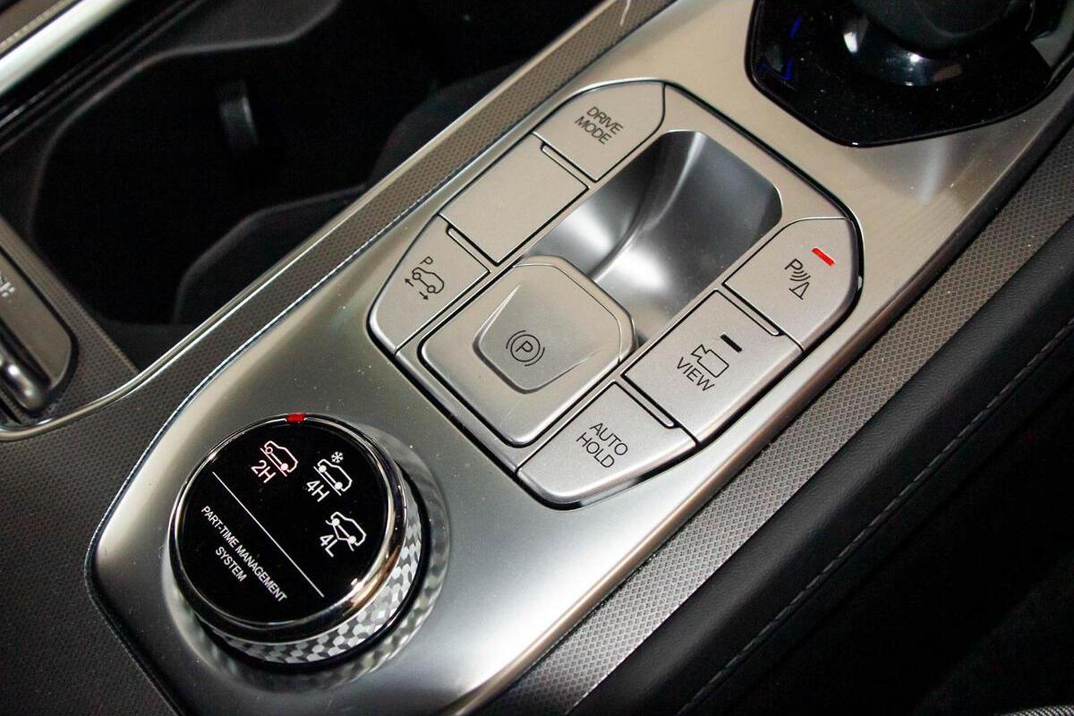 2025 KGM SsangYong Rexton Ultimate Sport Pack Auto 4x4 MY24 image 16