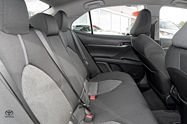2024 Toyota Camry Hybrid Ascent image 9