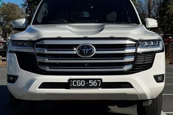 2022 Toyota LANDCRUISER VX image 2