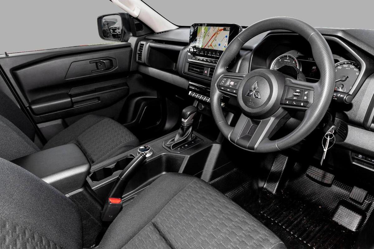 2024 Mitsubishi Triton GLX MV Auto 4X4 MY24.5 Double Cab image 7