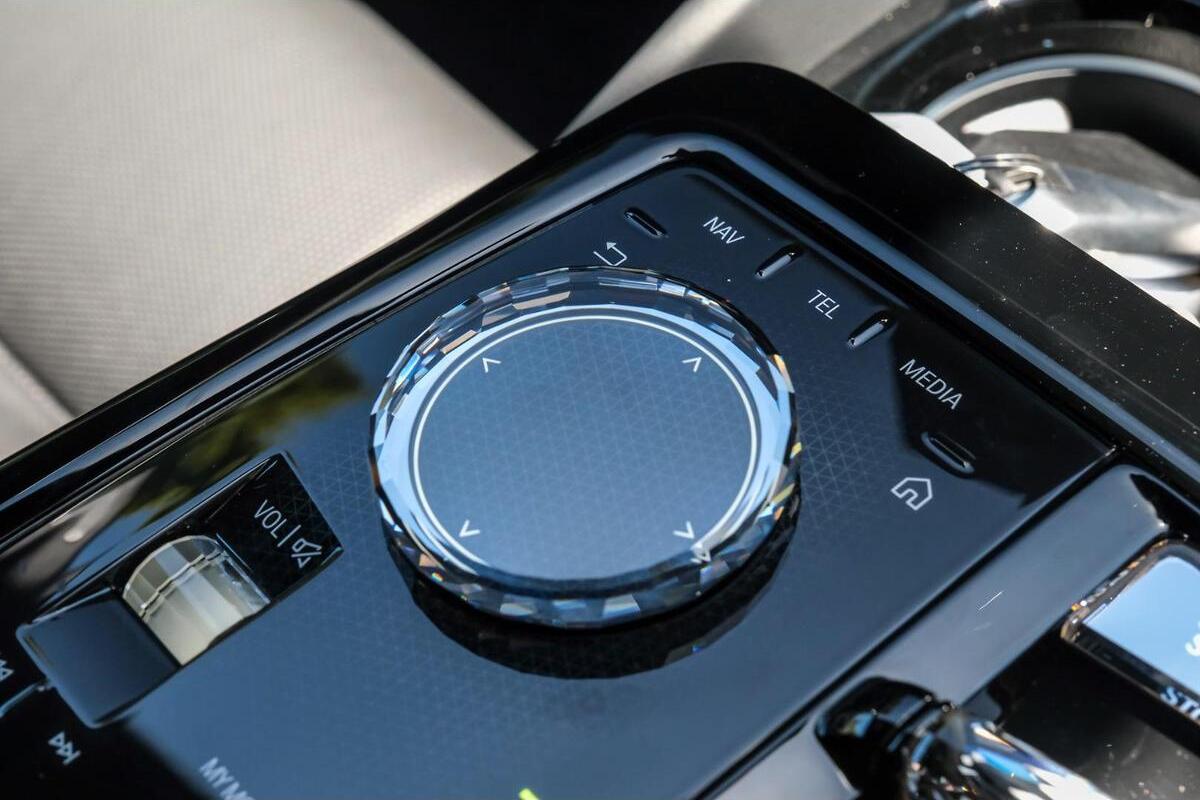 2025 BMW i5 M60 xDrive G61 Auto AWD image 14